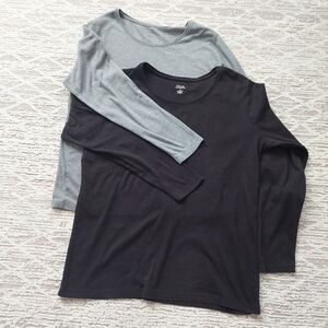 ATTN Starbucks barista new dress code - 2 Long Sleeve Crew Neck Tees